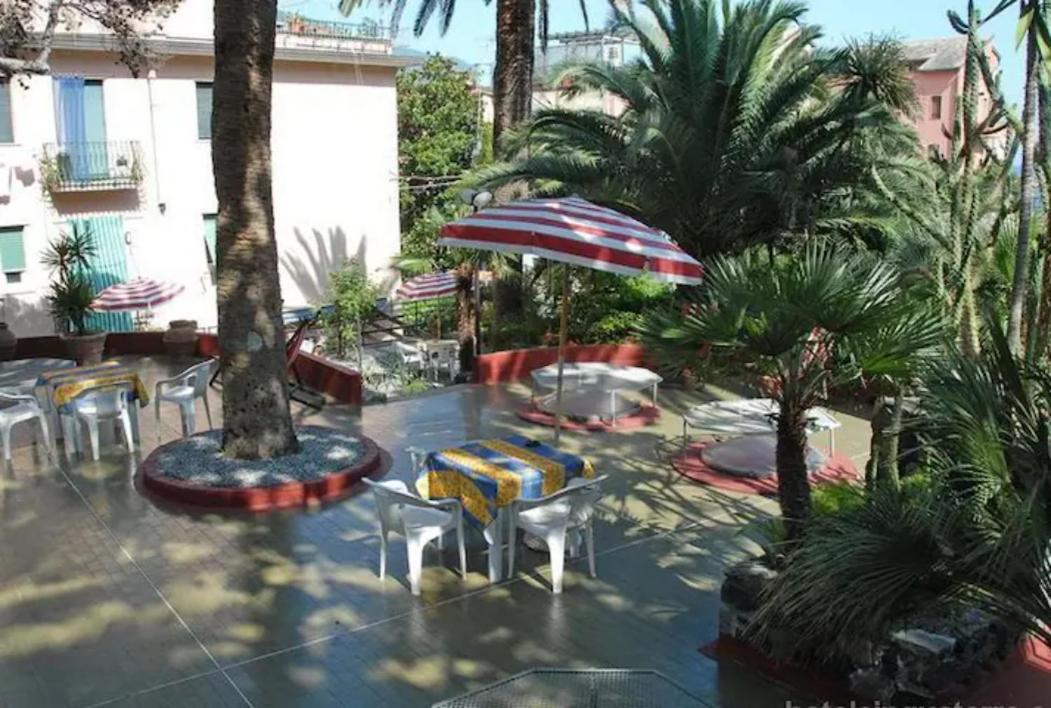 Fegina 3 Deluxe Bedrooms & Bathrooms Monterosso al Mare Exterior photo